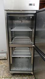 Dubbel deurs vrieskast 680liter, Zonder vriesvak, 200 liter of meer, 60 cm of meer, Zo goed als nieuw
