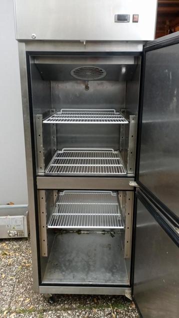Dubbel deurs vrieskast 680liter  beschikbaar voor biedingen