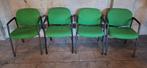 4 extra brede stalen stoelen met armleuningen, stapelbaar., Ophalen, Overige kleuren, Zo goed als nieuw, Vier