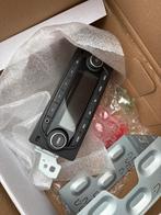 Opel karl 2013 originele radio met frame, Ophalen, Zo goed als nieuw