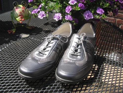 Waldlaufer * 8.5 H * losse binnen zool * ZGAN * VANDAAG ;, Kleding | Dames, Schoenen, Zo goed als nieuw, Sneakers of Gympen, Ophalen of Verzenden