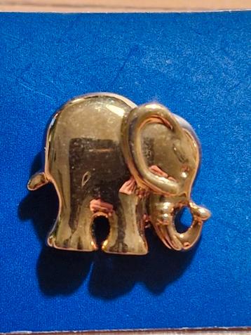 Olifant pin beschikbaar voor biedingen