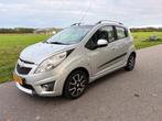 Chevrolet Spark 1.2 LT Nieuwe APK, Voorwielaandrijving, Stof, Zwart, 4 cilinders