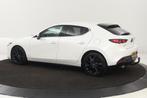 Mazda 3 2.0 SkyActiv-X Luxury | Head-Up | Leder | Stoel & st, Auto's, Mazda, Voorwielaandrijving, Gebruikt, 4 cilinders, 179 pk