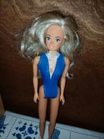 Blonde barbiepop met blauw badpak barbie pop, Kinderen en Baby's, Speelgoed | Poppen, Ophalen of Verzenden, Barbie