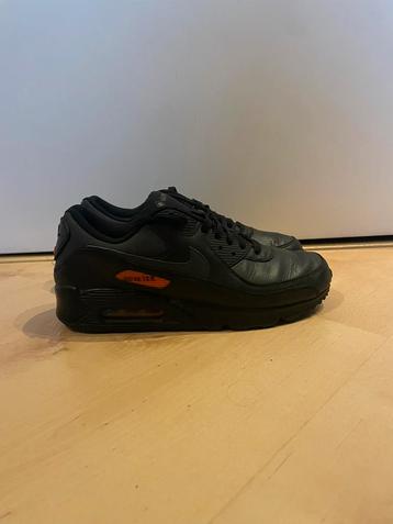 Nike Air Max 90 Gore-Tex “Black Safety Orange” maat 41. beschikbaar voor biedingen