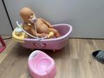 Babypop met bad en potje, Ophalen of Verzenden, Gebruikt, Babypop