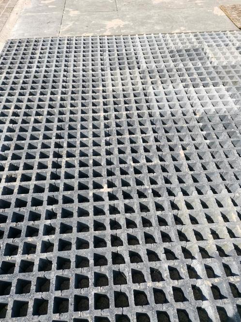 Nieuw: Aqua-drain tegels nero (30x30x8) van  Excluton, Tuin en Terras, Tegels en Klinkers, Nieuw, Overige typen, Beton, 10 m² of meer