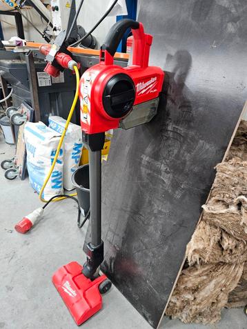 Milwaukee M18 FCVL Accu Stofzuiger steelstofzuiger beschikbaar voor biedingen