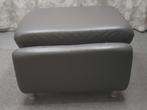 hocker grijs leer, Huis en Inrichting, Ophalen, Gebruikt, Leer, 75 tot 100 cm