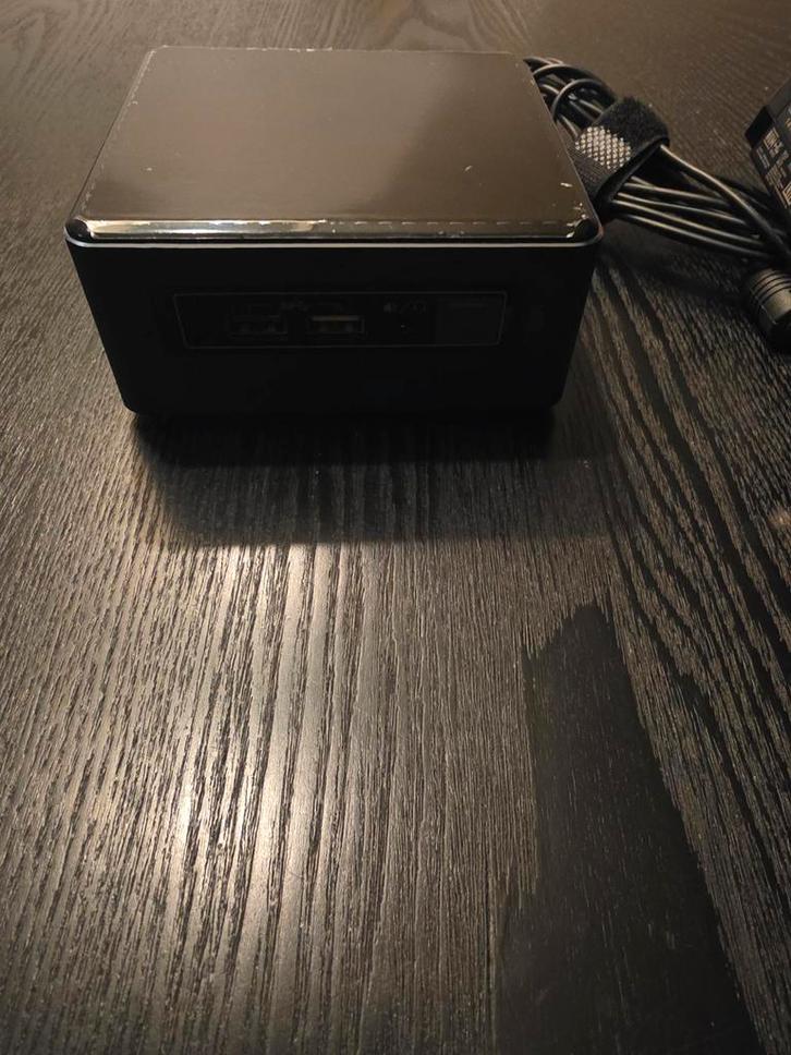 Intel NUC 7i5BNH - Compacte Mini PC, Computers en Software, Pc- en Netwerkkabels, Ophalen of Verzenden