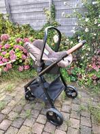 Maxi cosie met verkleinkussen en onderstel, Kinderen en Baby's, Autostoeltjes, Ophalen, 0 t/m 13 kg, Maxi-Cosi, Gebruikt