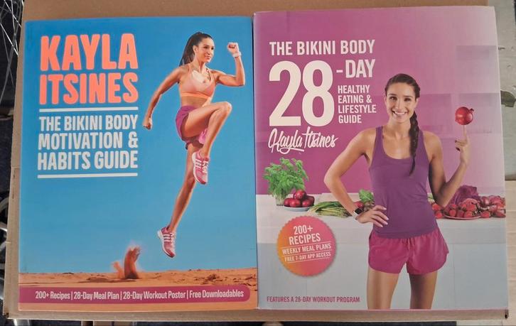 Kayla Itsines Bikini Body Boeken - Dieet & Lifestyle, Boeken, Kookboeken, Zo goed als nieuw, Overige typen, Gezond koken, Ophalen of Verzenden