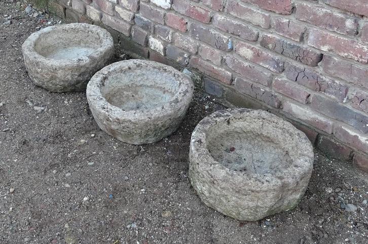 3 maal franse stenen ronde trog drinkbak plantenbak troggen, Antiek en Kunst, Curiosa en Brocante, Ophalen
