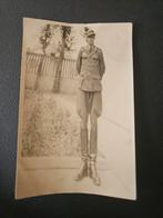 100%orig wo2 foto lachwekkende foto lange soldaat, Ophalen of Verzenden, Nederland, Foto of Poster