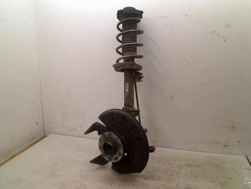 VEERPOOT LINKS VOOR Volkswagen Golf VI (5K1) (1K0413031BF) beschikbaar voor biedingen