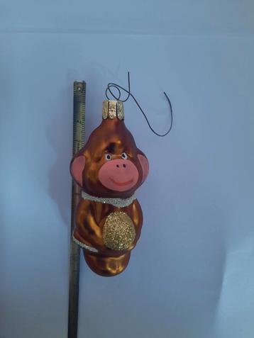 Kerst hanger aap en leeuw beschikbaar voor biedingen