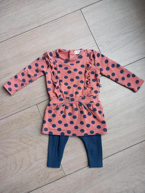 K106 Bruin jurkje met blauwe legging Dirkje maat 56, Kinderen en Baby's, Babykleding | Maat 56, Gebruikt, Meisje, Jurkje of Rokje