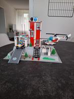 Lego city ziekenhuis, Ophalen of Verzenden, Zo goed als nieuw