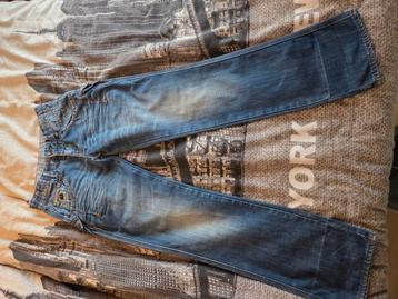 Vingino jeans 13 jaar in zeer goede staat beschikbaar voor biedingen