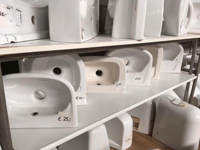 084. Fontein fonteinen, Huis en Inrichting, Badkamer | Badtextiel en Accessoires, Nieuw, Handdoek, Wit, Ophalen of Verzenden