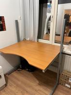 GRATIS bureau - (hxbxd) 144x120x90cm, Huis en Inrichting, Bureaus, Ophalen, In hoogte verstelbaar, Gebruikt, Bureau