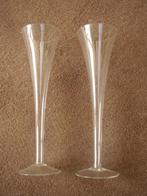 2 sierlijke glazen vaasjes, Overige kleuren, Verzenden, Minder dan 50 cm, Glas