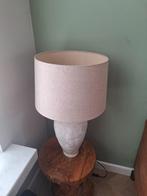 Lamp, tafellamp, kruikvoet, stenenvoet, beige zandkleur, Ophalen, Zo goed als nieuw, Beige, Rond