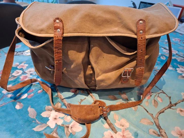 Vintage jachttas / vistas, Hobby en Vrije tijd, Overige Hobby en Vrije tijd, Gebruikt, Ophalen of Verzenden