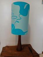 Vintage tafellamp met teakhouten voet, Ophalen of Verzenden, Zo goed als nieuw, 50 tot 75 cm