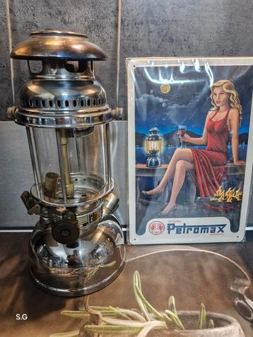 Oude Petromax 250 CP Lamp + Domino Rapid Reclame beschikbaar voor biedingen