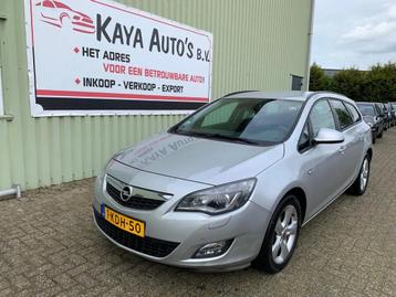 Opel Astra Sports Tourer 1.7 diesel Xenon/navi (bj 2011)