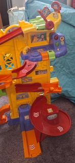 Vtech stuntbaan, race baan met looping, Ophalen, Gebruikt