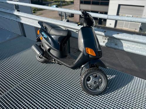 Puch Zip type 3 Brom 172cc NIEUWSTAAT SP 98 SKR 125cc, Fietsen en Brommers, Scooters | Piaggio, Zo goed als nieuw, Zip, Maximaal 45 km/u