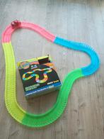 Magic Tracks Glow in the Dark Racebaan, Overige merken, Zelf te bouwen, Ophalen of Verzenden, Elektrisch