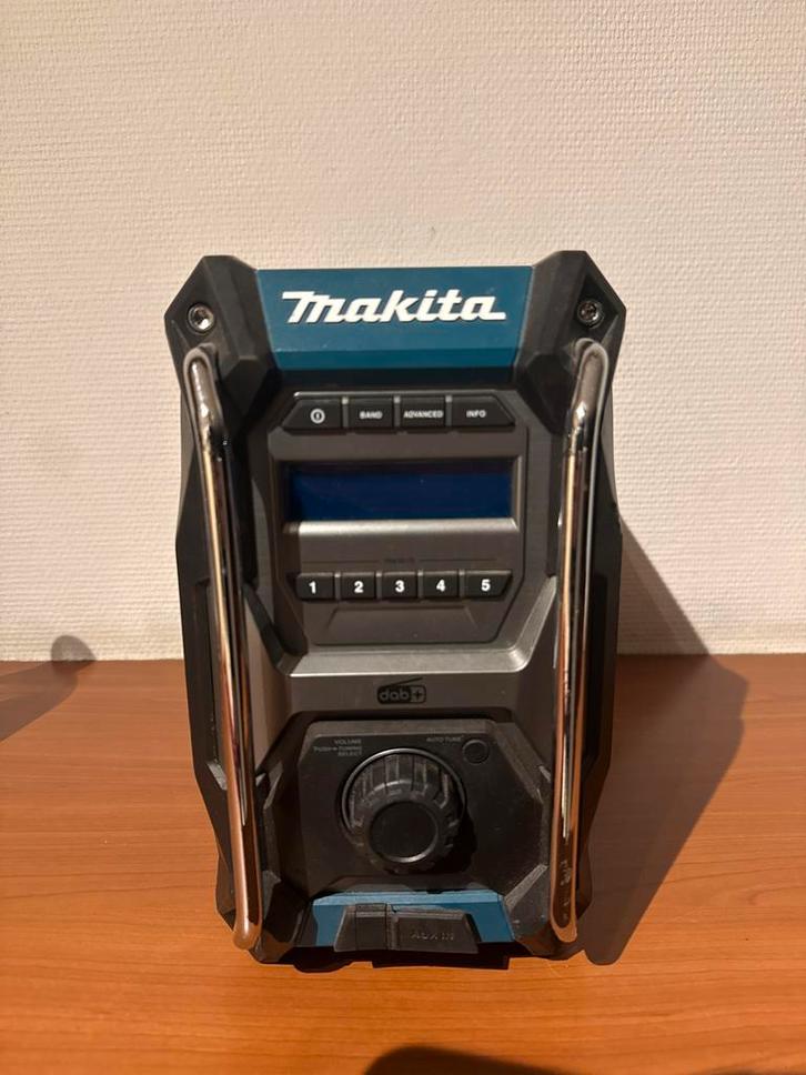 Makita Bouwradio, Audio, Tv en Foto, Radio's, Gebruikt, Bouwradio, Met cd-speler, Ophalen of Verzenden