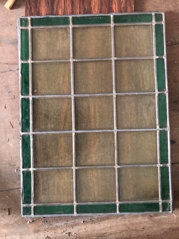 Antiek Glas in Lood Raam beschikbaar voor biedingen