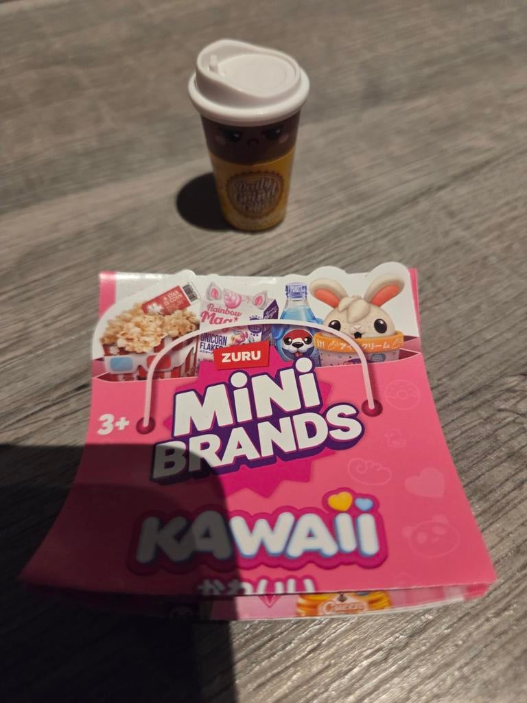 Zuru mini brands kawaii - daily grind coffee, Verzamelen, Poppetjes en Figuurtjes, Verzenden, Zo goed als nieuw
