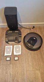 iRobot Roomba i7+ (met Automatische Vuilafvoer), Witgoed en Apparatuur, Stofzuigers, Ophalen, Gebruikt, Reservoir, Robotstofzuiger