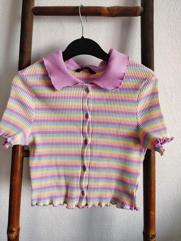 4 T-shirts maat 122 beschikbaar voor biedingen