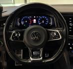 Volkswagen T-Roc 1.5 TSI Sport Business R-line PANO KEYLESS, 4 cilinders, 150 pk, Bedrijf, Grijs