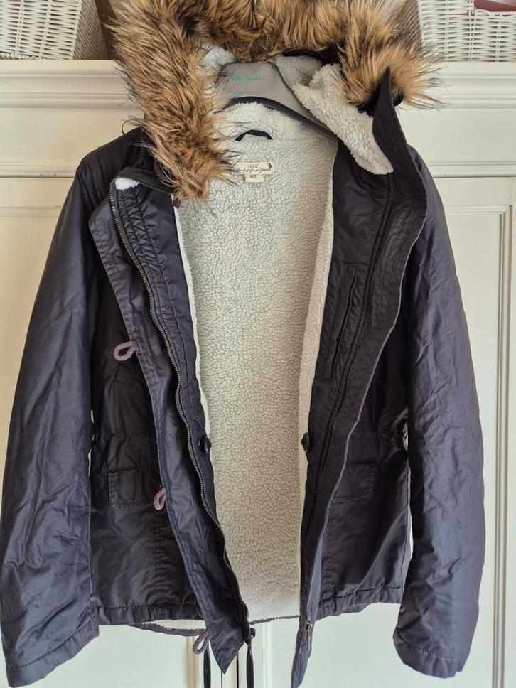 H&M dameswinterjas Maat 42. Zo goed als nieuw!, Kleding | Dames, Jassen | Zomer, Zo goed als nieuw, Maat 42/44 (L), Blauw, Ophalen of Verzenden
