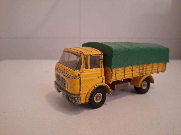 Dinky Toys Berliet bakwagen (nr. 584), Hobby en Vrije tijd, Modelauto's | 1:43, Gebruikt, Auto, Dinky Toys, Ophalen of Verzenden