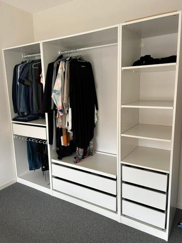 Ikea Pax Kledingkast beschikbaar voor biedingen