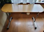 Verstelbare bedtafel / stoeltafel met wielen, Ophalen