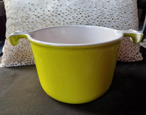 Le Creuset Enzo Mari Caquelon/sauspan, Huis en Inrichting, Keuken | Potten en Pannen, Gebruikt, Gietijzer, Ophalen of Verzenden