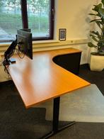 Hoekbureaus vier stuks, Werkplek, Ophalen, Gebruikt, Complete inventaris