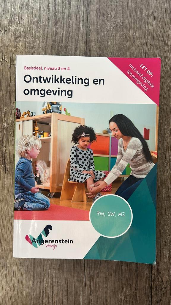 Boek Ontwikkeling en omgeving, Boeken, Schoolboeken, Gelezen, Overige niveaus, Ophalen of Verzenden