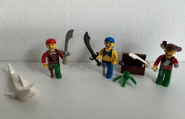Lego - PIRATEN setje met witte HAAI, Kinderen en Baby's, Speelgoed | Duplo en Lego, Gebruikt, Lego, Complete set, Ophalen of Verzenden