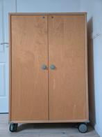 Ikea kast op wielen - flexibel en in goede staat, Huis en Inrichting, Kasten | Overige, Ophalen, Gebruikt